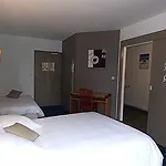 Du Delta Hotel Biganos