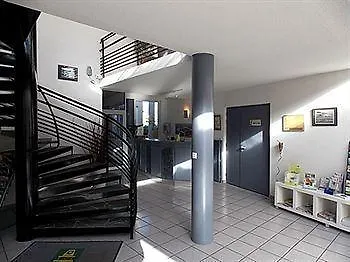 Otel Du Delta Biganos
