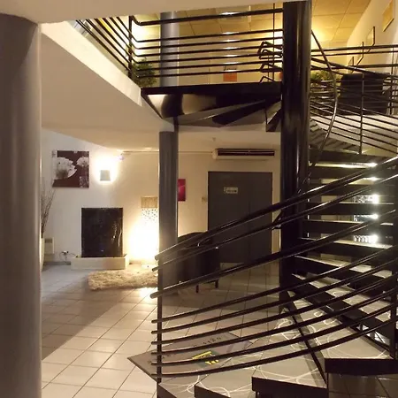 Du Delta 2* ביגאנוס