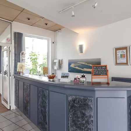 Du Delta מלון 2*